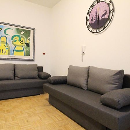 Zx Quad Room In Meidling 维也纳 外观 照片